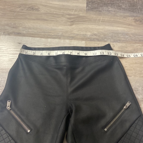 Express Motto Faux Leather - Picture 6 of 11